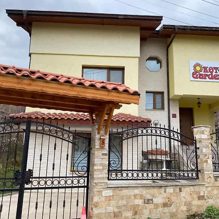Kot Garden 3* ساباريفا بانيا
