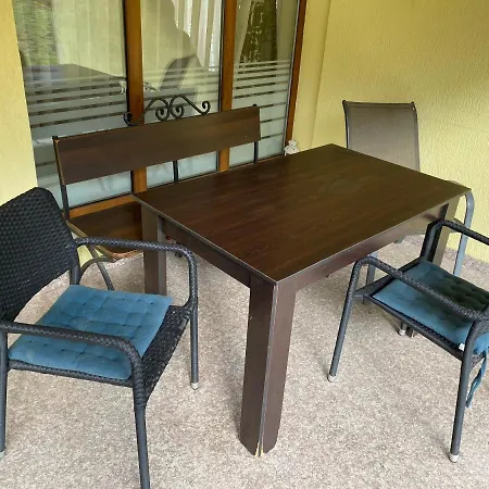 Kot Garden 3*