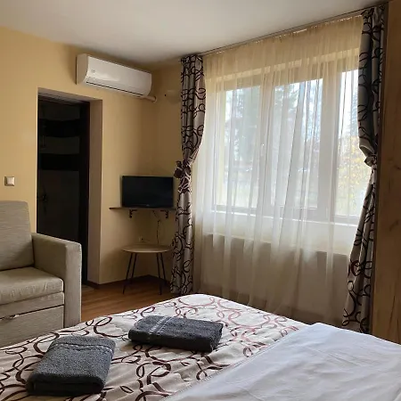 בית הארחה Kot Garden 3*