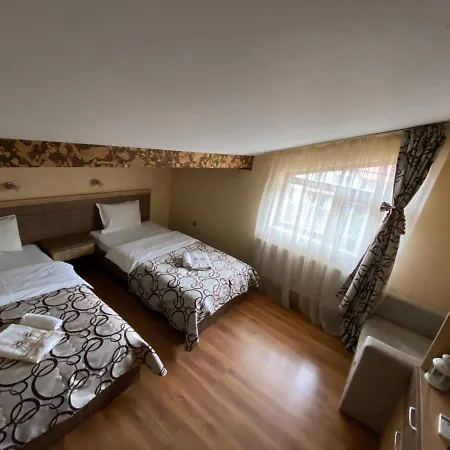 Kot Garden 3* ספרבה בניה