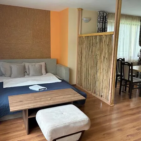 Kot Garden 3*